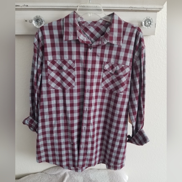 GUNS & ROSES Button Down shirt L - Picture 2 of 2